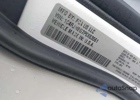 2023 Jeep Grand Cherokee Limited 4X4 from USA, damaged, VIN 1C4RJHBG7PC653561